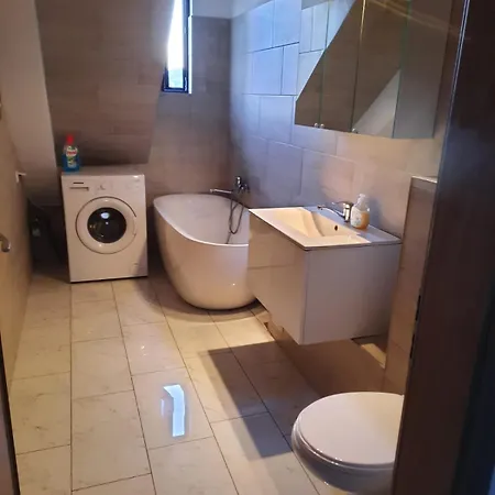 Διαμέρισμα New Apartment, Near Central Park, Ap 8